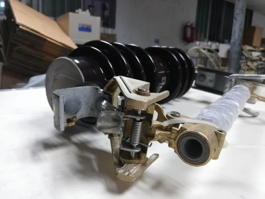 IEC GB 100A 200A Ceramic 24kv High Voltage Fuse Cutout