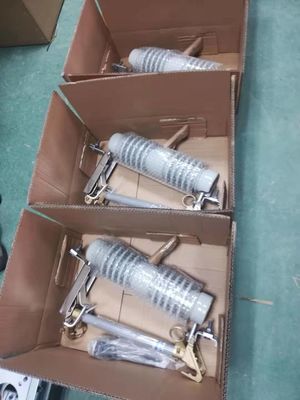 Porcelain 11KV 100a Cut Out Fuse Spot Welding 540 Creepage